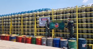PERIGO: Balsa apreendida no Educandos podia explodir ManausRisco de explosão