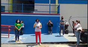 Professores afirmam que educador em escola do Novo Israel também está com suspeita de covidPedem a suspensão das aulas