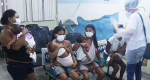 Quatro crianças indígenas são internadas e 15 têm sintomas de Covid em aldeia no AM