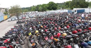Detran anuncia mega leilão com mil veículos em ManausVisitação aberta