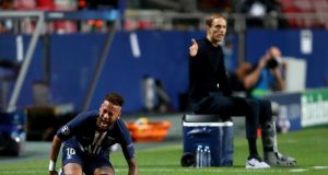 Neymar nadou, nadou e morreu na praiaVice da Champions