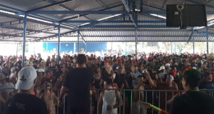 Forró e baile funk com 7 mil pessoas são fechados em ManausAbuso
