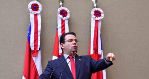 “Esse governo não aprendeu que com saúde não se brinca”, dispara Wilker BarretoHospitais sem tomografo