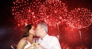 Arthur cancela festa de aniversário de Manaus e réveillon da Ponta Negra: “Seria criminoso”Nada a comemorar