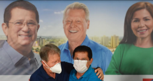 Alfredo vai às ruas para defender herança de Arthur NetoContinuidade no poder?