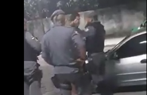 VÍDEO: Filho de paciente é agredido por PM no João LúcioInaceitável