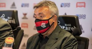 Avião do Flamengo faz pouso em Manaus e não recebe autorização para decolarProblema de última hora