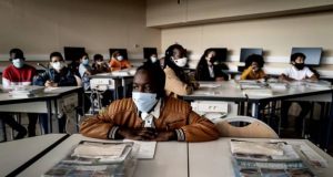 Na França, à partir do terceiro caso de Covid a escola é fechada