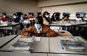 Na França, à partir do terceiro caso de Covid a escola é fechada