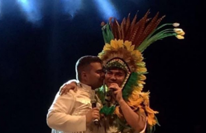 Orando pela vida de Klinger Araújo, filho emociona seguidores: “saudade do meu pai”
