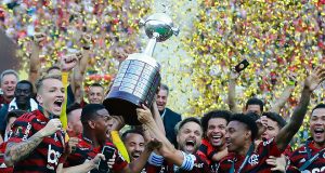 SBT dribla a Globo e negocia transmissão da Libertadores 2020Gol de placa