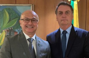 Abençoado por Bolsonaro, Coronel Menezes convoca “motociata” na Autaz