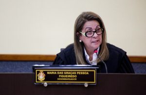 Desembargadora considera ilegal greve dos professores em ManausNão tem jogo