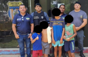 Pai é preso tentando matar os filhos com terçado em CodajásMundo cão