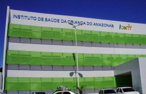 Mães denunciam falta de médicos e tratamento no Instituto de Saúde da CriançaMais um problema