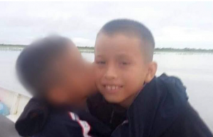 Família encontra por conta própria corpo de menino desaparecido no SolimõesLuto no Careiro