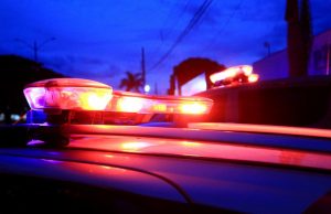 ‘Vocês tão procurando isso, tio?’: menina de 4 anos entrega droga do pai a polícia