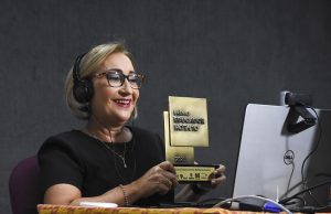 Professora manauara da rede municipal ganha trófeu ‘Educador Nota 10’Única representante da região Norte