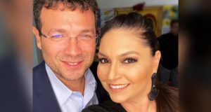 Marido da ex-secretária de comunicação é preso durante Operação Sangria no AMO ex-secretário de Saúde Rodrigo Tobias e mais três investigados também foram presos