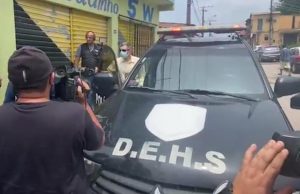 Marido espanca mulher até perder bebê e sogra enterra o feto no quintal de casaFoi a própria sogra chamou a polícia após a nora passar mal