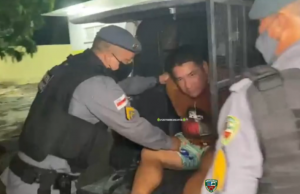 Marido é preso após ferir esposa com várias facadas no São JoséLouco