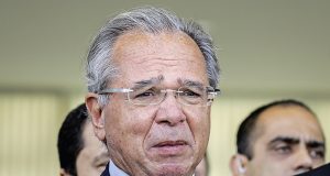 Paulo Guedes avisa ao povo que nem pense em auxílio emergencial 2021Sem jogo