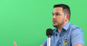 Alberto Neto promete creches para as mães de ManausAtenção à família