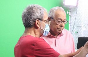 Amazonino critica classe política: “Virou sinônimo de enganador”Campanha nas ruas