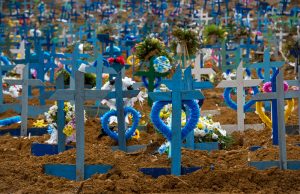 Manaus registra seis sepultamentos por Covid neste domingo (29)Entre outras causas estão insuficiência respiratória, parada cardiorrespiratória e causa desconhecida