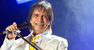 Roberto Carlos tem dívida de IPTU e Prefeitura pede penhora dos bensDívida de R$45 mil