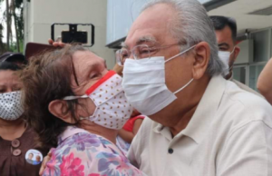 Amazonino vota e diz: “Minha vitória será a vitória do povo”Eleições 2020