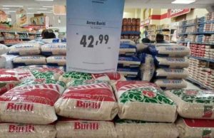 Arroz e óleo arrancam o couro do consumidor: por quê?