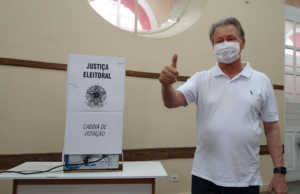 Arthur vota e afirma que deixa Prefeitura no caminho certoFim de um ciclo