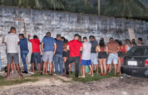Polícia invade sítio e cancela festa com 200 pessoas no TarumãTodo fim de semana a mesma coisa