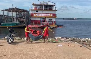 Corpo de idoso é encontrado no Rio Negro após acidente aquáticoA vítima estava desaparecida desde sábado (21)
