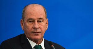 Ministro defende modernização de equipamentos das Forças ArmadasA declaração foi feita durante seminário na Escola Superior de Guerra