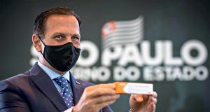 Anvisa autoriza retomada dos testes com a CoronavacDe volta aos trabalhos