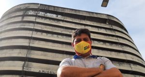 Em visita ao ‘Garajão’, Marcelo Amil critica decisão de vereadores sobre venda do prédio“Lamento que o poder público assuma que algo possa servir ao particular, mas não possa servir ao público"