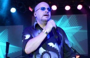 Após transplante de medula óssea, vocalista do Roupa Nova é infectado pela Covid-19O comunidado oficial foi feita pela banda nas redes sociais