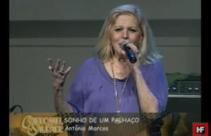VÍDEO: Em um de seus últimos shows, Vanusa troca letra das músicas em ManausEm 2010