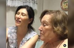 ‘Faz 15 dias que não vejo minha mãe’, revela Beth Goulart sobre Nicette BrunoA atriz publicou para os seguidores, um vídeo onde as das aparecem interpretando um texto juntas