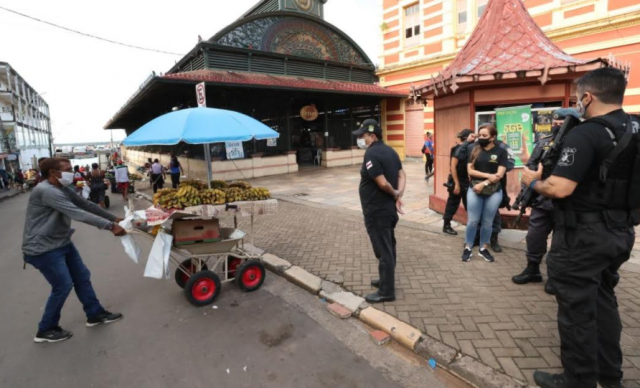 Colocar a polícia na rua gerou grande pressão