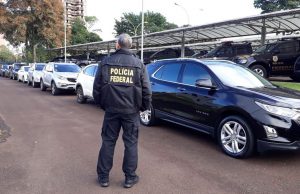 Polícia Federal faz operação contra fraudes no auxílio emergencialAção abrange 14 estados. Há 42 mandados de busca e apreensão