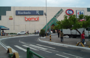 Justiça nega liminar e manda shoppings de Manaus permanecerem fechadosNão abre nada