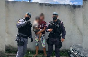 🙏 Policiais encontram criança de 2 anos que desapareceu no bairro Cidade de DeusAlívio