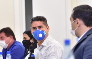 David Almeida coloca UBSs móveis para atender pacientes de Covid em ManausReforço