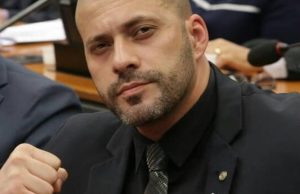 Daniel Silveira se recusa a receber notificação do STF para colocar tornozeleira