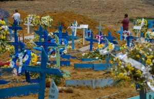 Manaus registrou 66 sepultamentos nesta segundaA pandemia continua
