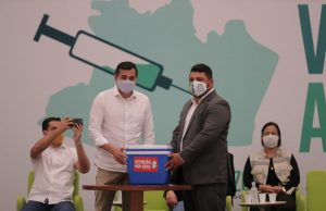 Amazonas tem vacinas para imunizar apenas 128 mil e não sabe quando terá mais doses