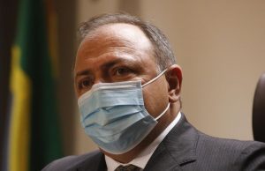 Ministério da Saúde antecipa ações e vacinação começa ainda hoje